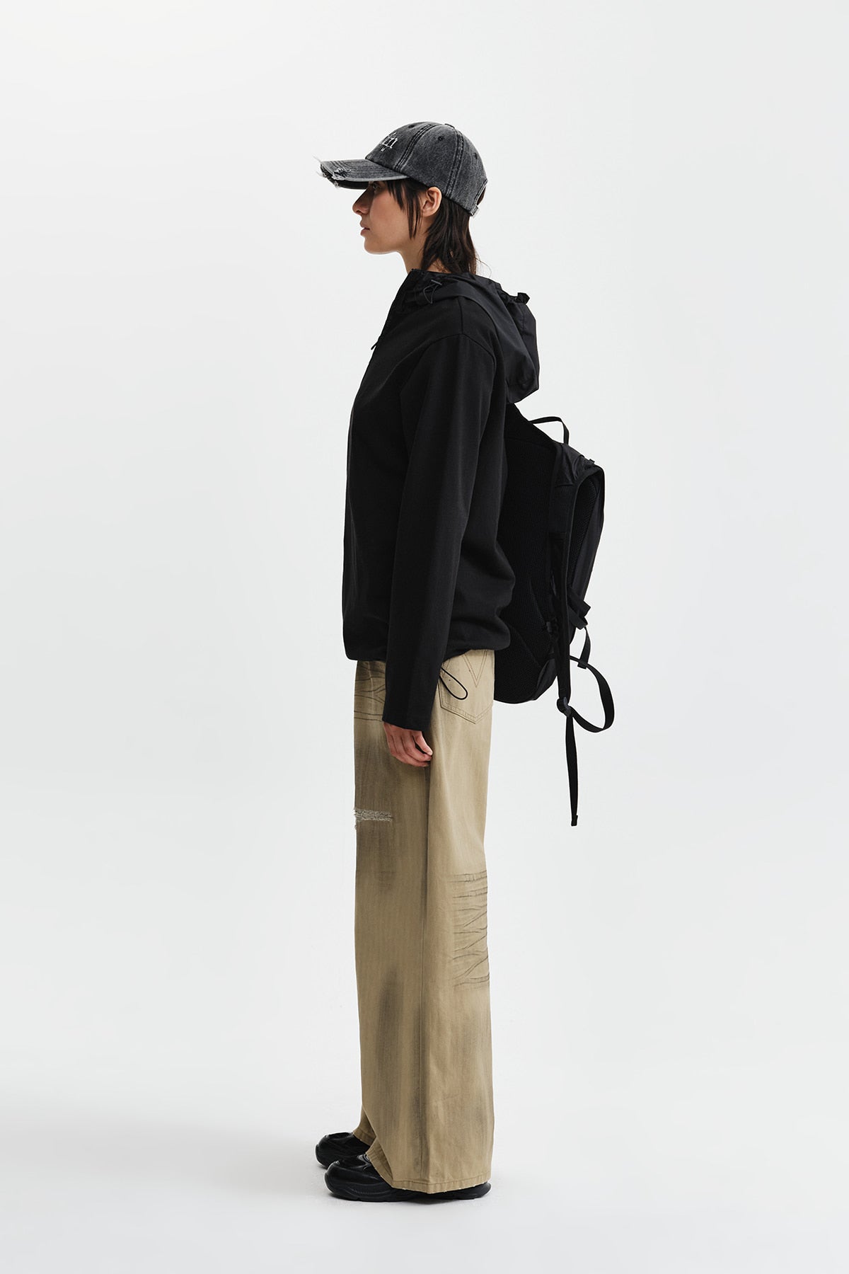 Matin Kim - Color Block Hoody Quarter Zip Up (Black) product image 7 | TRAB K-Fashion Australia