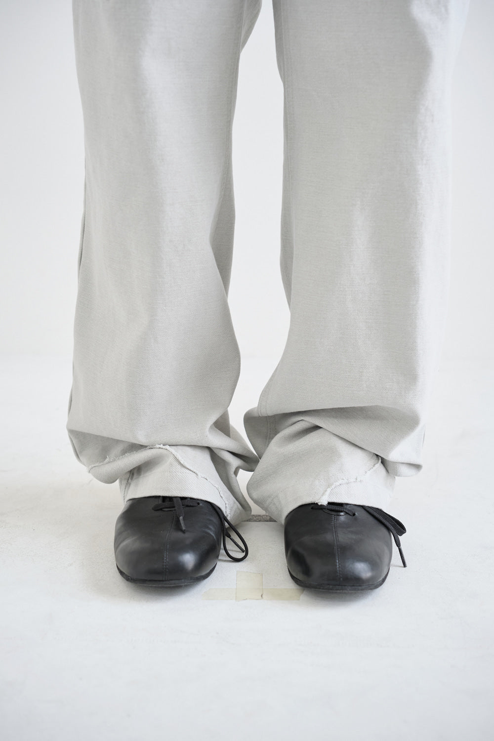 Hatchingroom - Task Pants (Light Grey) product image 8 | TRAB K-Fashion Australia