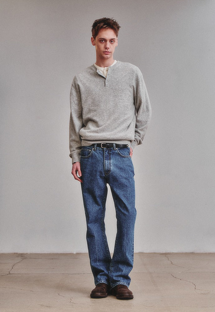 Art if acts - Henley Sweater (Cloud) product image 1 | TRAB K-Fashion Australia