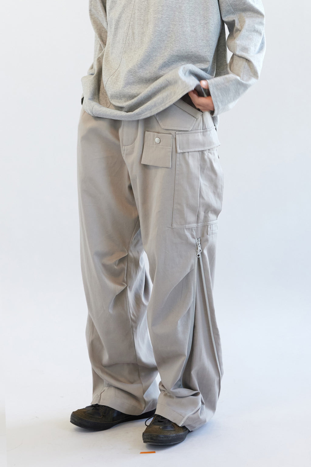 Hatchingroom - 9P Pants (Greige) product image 10 | TRAB K-Fashion Australia