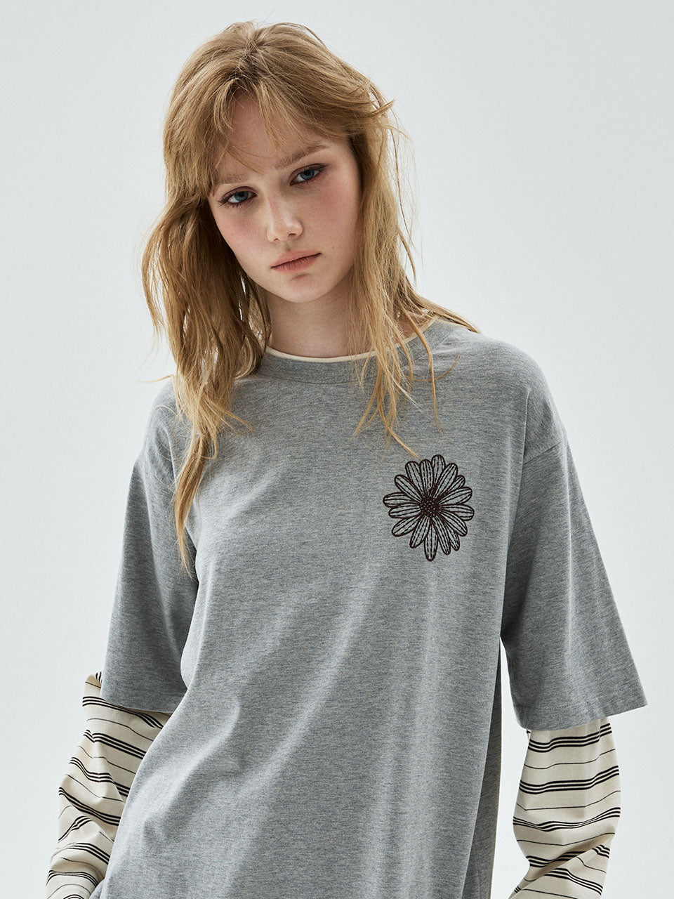 Mardi Mercredi - Tshirt Long Sleeve Layered Flower (Grey) product image 1 | TRAB K-Fashion Australia