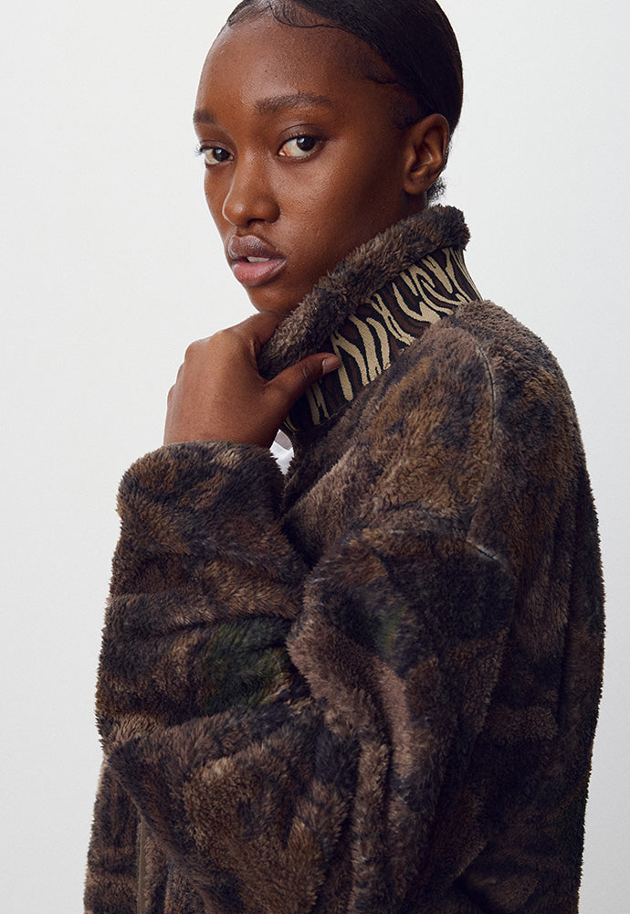 Tonywack - Leaf Camo Printed Fleece Jacket (Brown) product image 7 | TRAB K-Fashion Australia