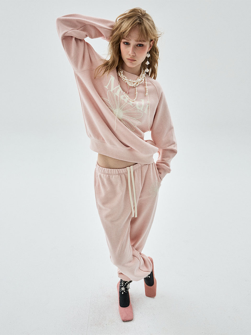 Mardi Mercredi - Slim Jogger Pants Flower Logo (Pink Ivory) product image 1 | TRAB K-Fashion Australia