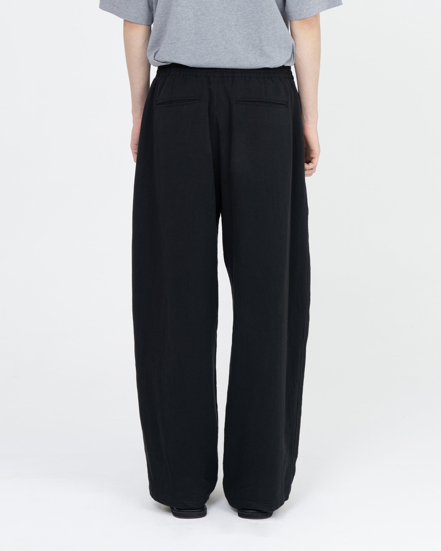 Brownyard - Easy Pants (Black) product image 2 | TRAB K-Fashion Australia