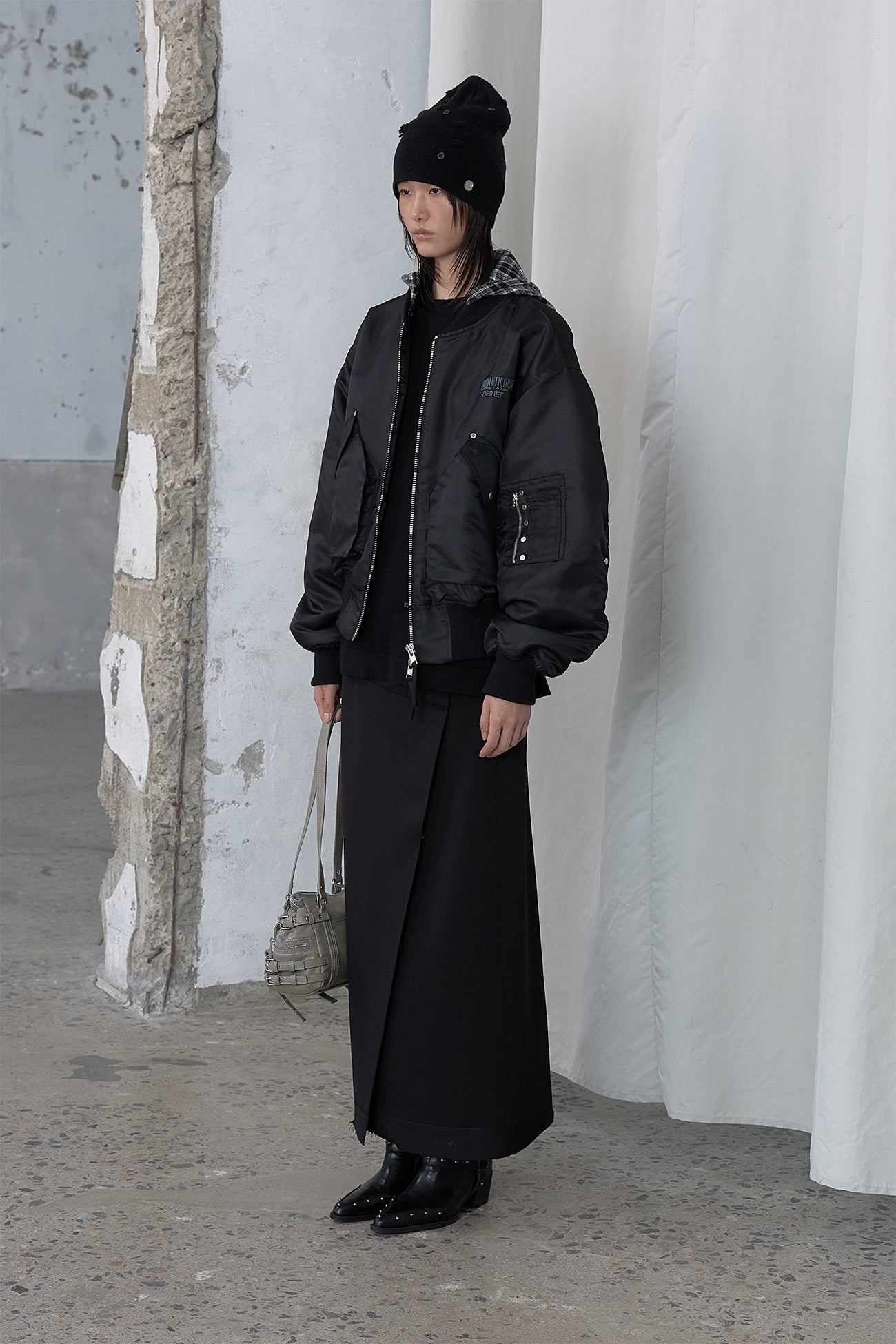 Deinet - Stud Check Point Ma1 Jumper (Black) product image 2 | TRAB K-Fashion Australia