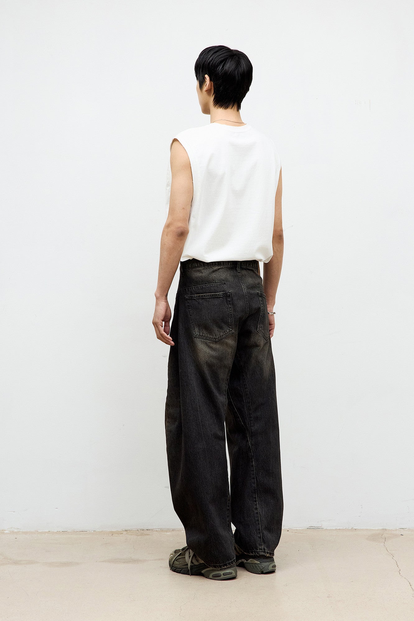 Coor - Distressed Cotton Sleeveless (White) product image 4 | TRAB K-Fashion Australia