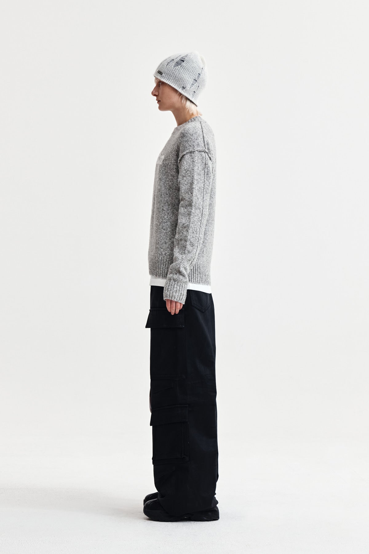 Matin Kim - Matin Mixed Yarn Knit Pullover (Grey) product image 6 | TRAB K-Fashion Australia