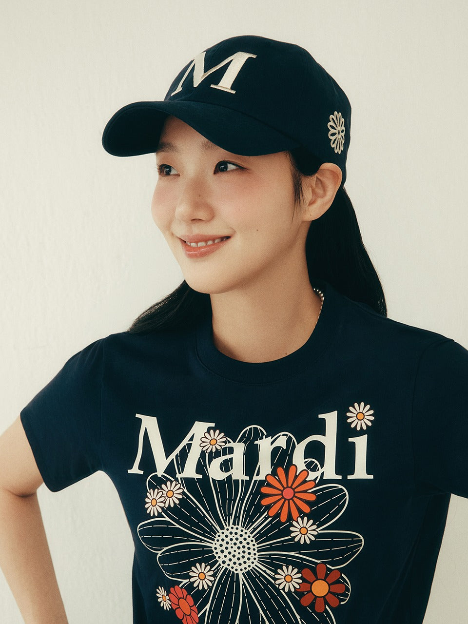 Mardi Mercredi - Cap M (Navy Cream) product image 1 | TRAB K-Fashion Australia