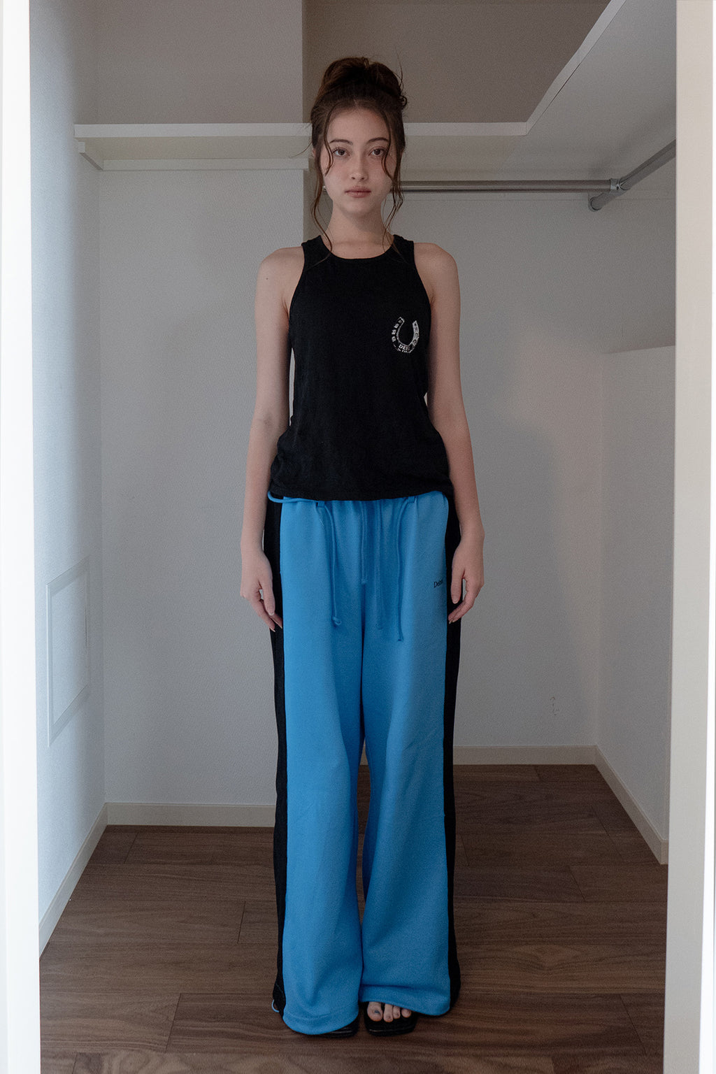 Deinet - Horseshoe Print Sleeveless (Black) product image 1 | TRAB K-Fashion Australia