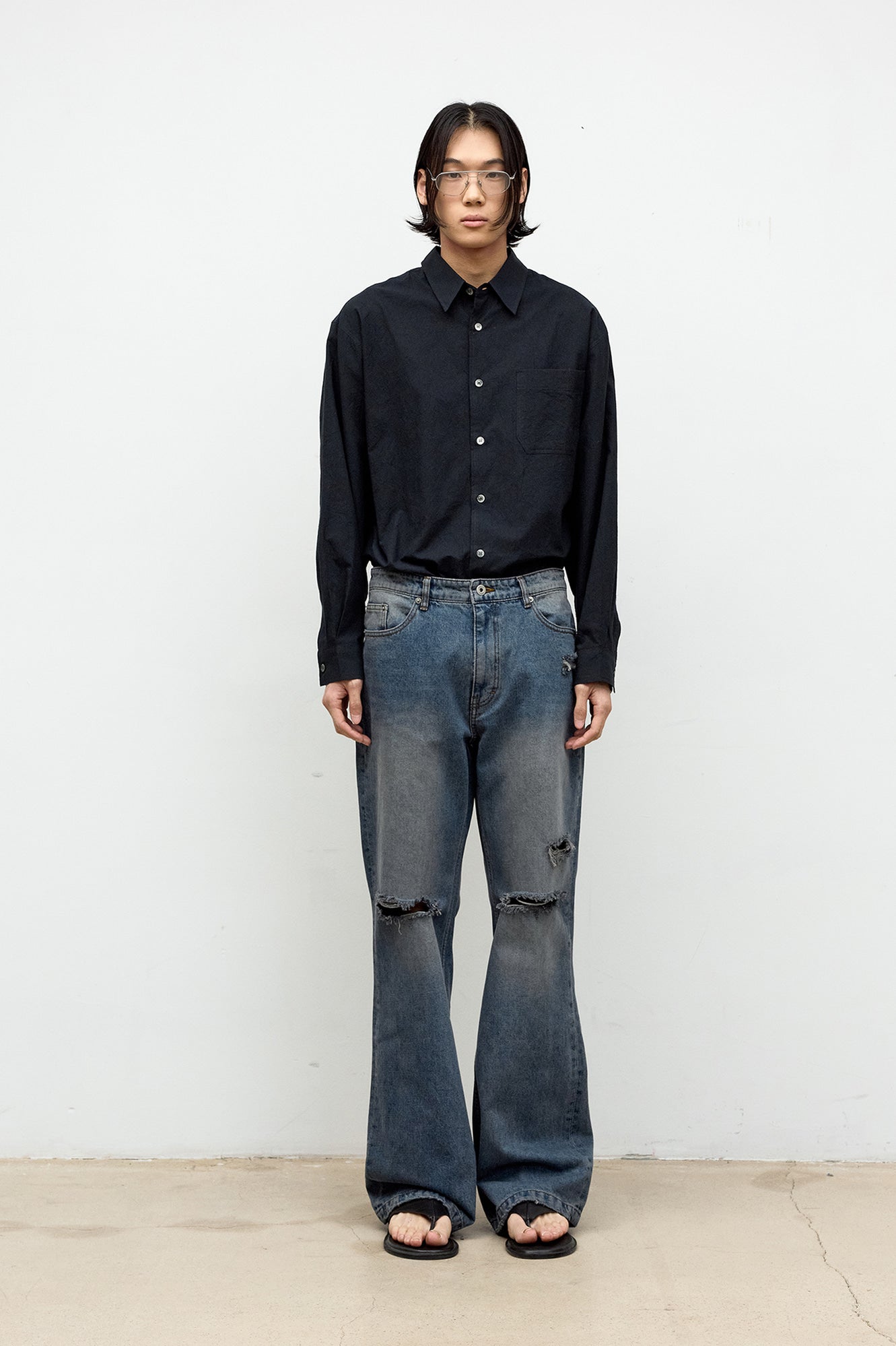 Coor - Solid Crease Shirt (Black) product image 2 | TRAB K-Fashion Australia