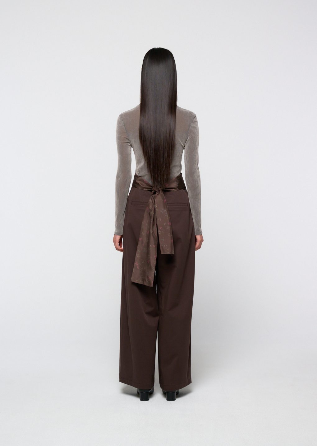 Amomento - Two tuck wide banding pants (Brown) product image 4 | TRAB K-Fashion Australia