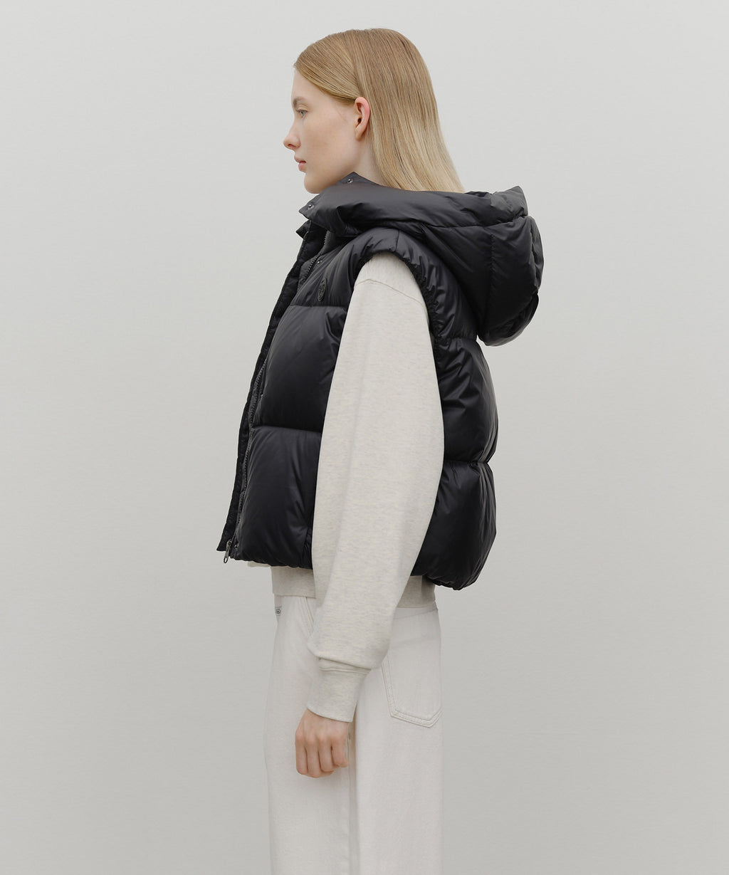 Marithe & Francois Girbaud - Circle Logo Crop Hooded Down Vest (Black) product image 2 | TRAB K-Fashion Australia