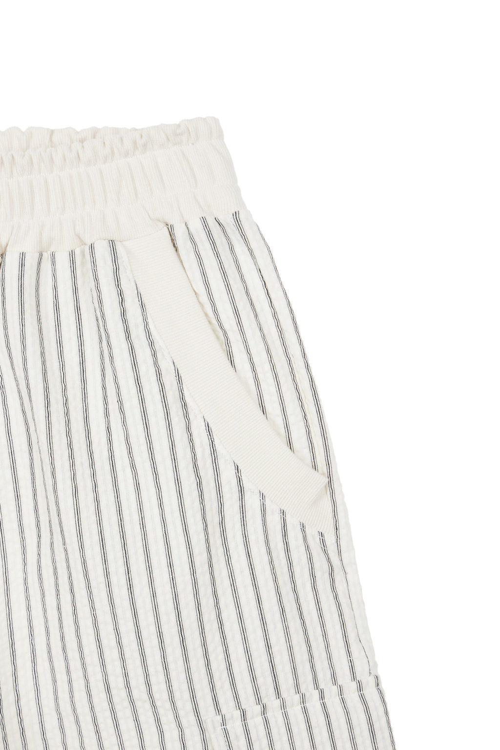 Deinet - Deinet Stripe Bermuda Sweat Pants (Ivory) product image 4 | TRAB K-Fashion Australia