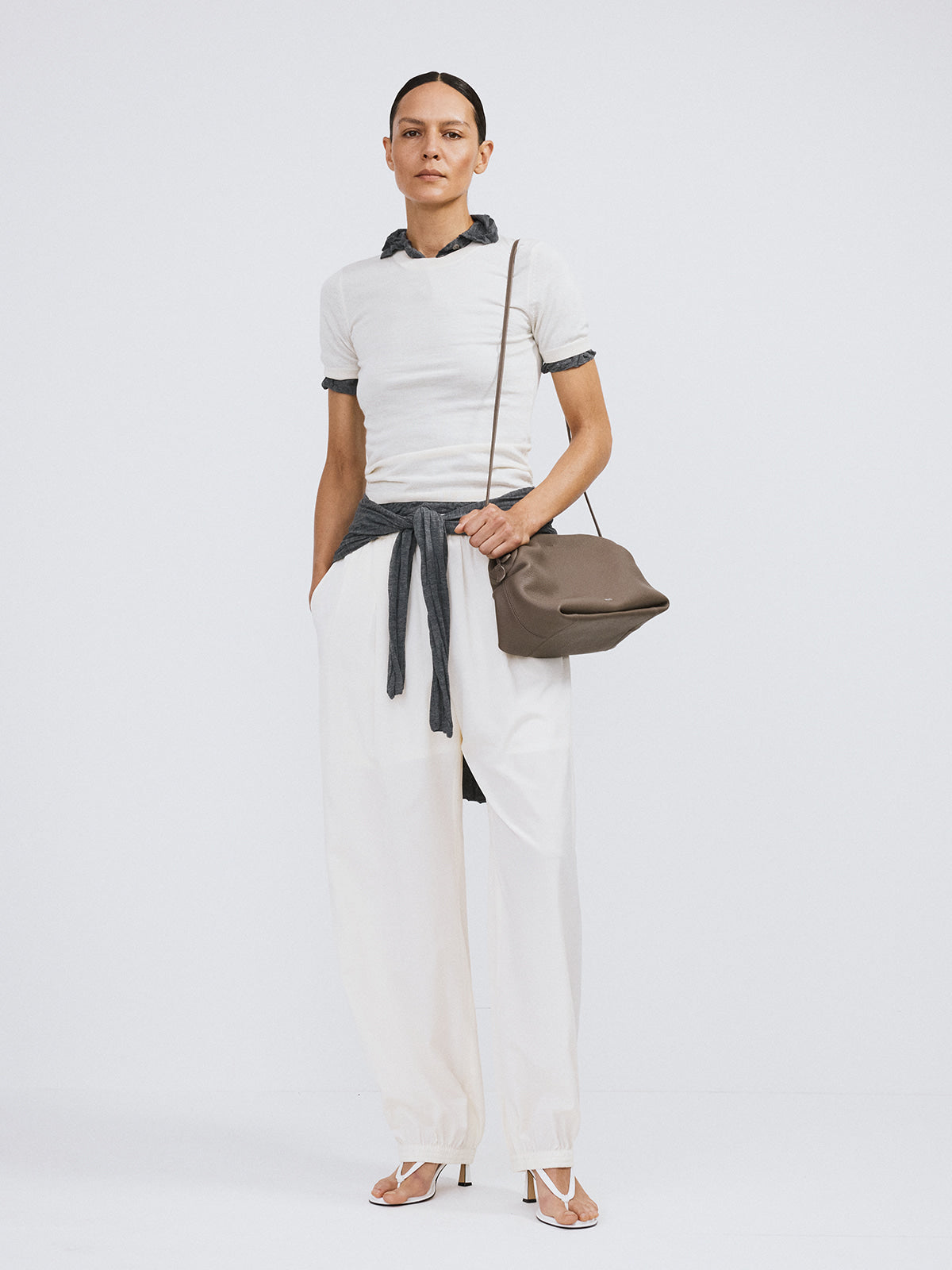 Recto - Silk-Cashmere Knit Top (Cream) product image 2 | TRAB K-Fashion Australia