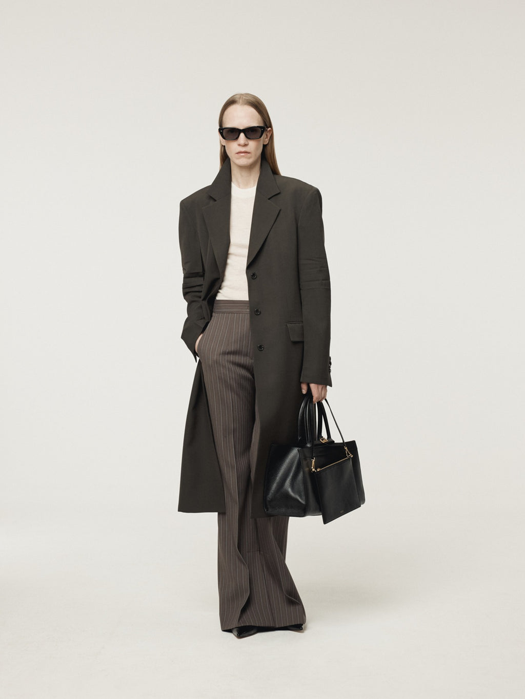 Recto - Sleeve Crease Wool Coat (Charcoal Grey) product image 1 | TRAB K-Fashion Australia