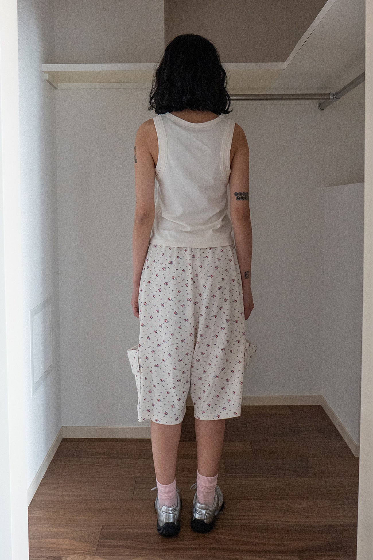 Deinet - Layered Sleeveless (Ivory) product image 3 | TRAB K-Fashion Australia