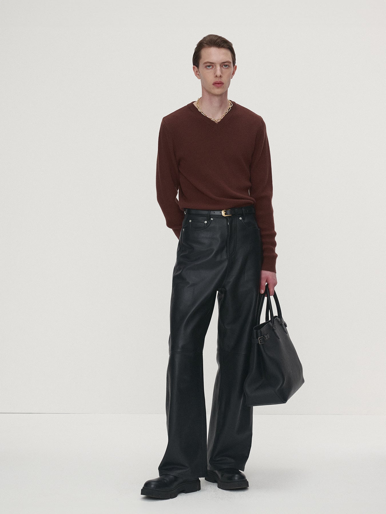 Tonywack - Super Fine Wool Ribbed V-Neck Sweater (Brown) product image 4 | TRAB K-Fashion Australia