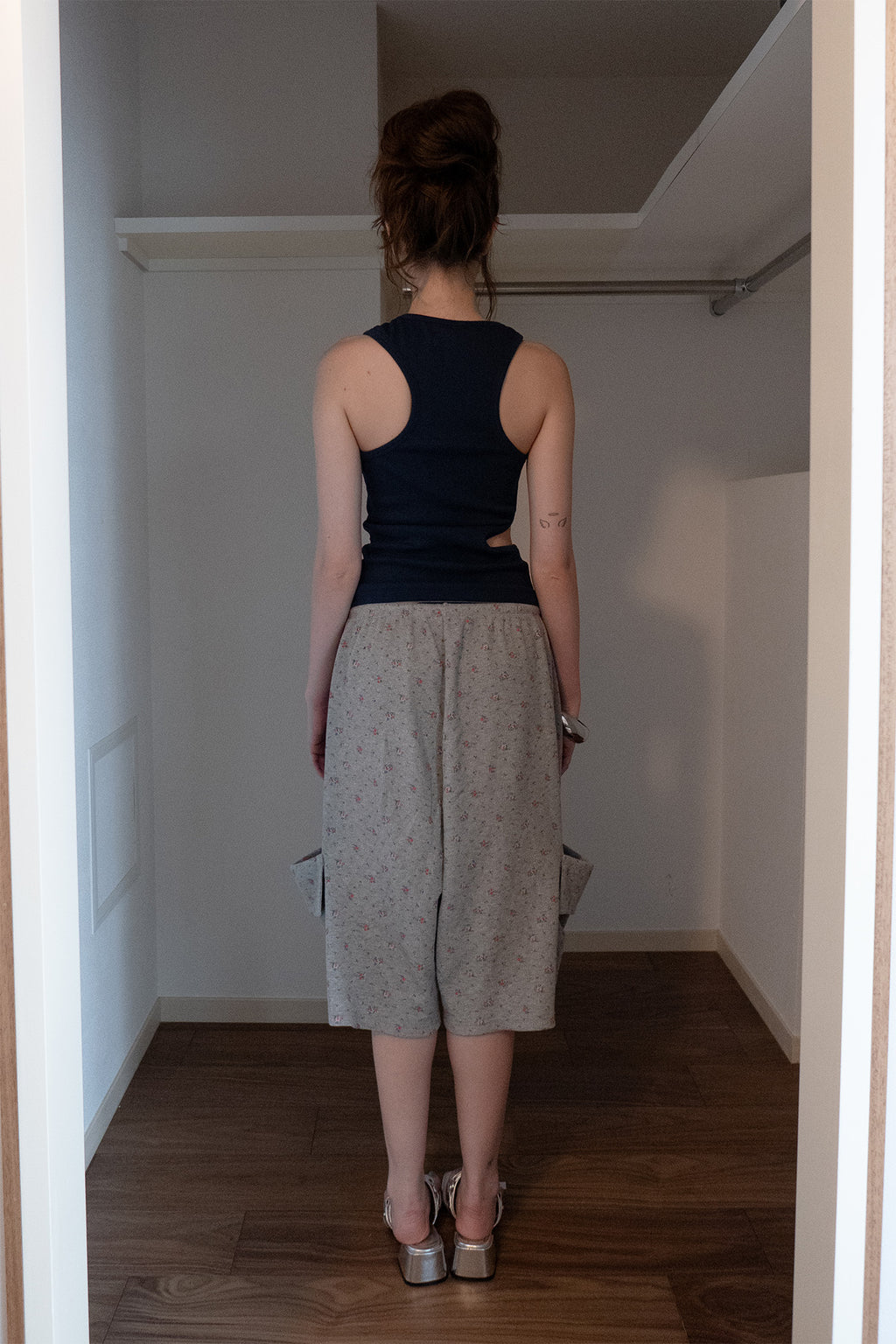 Deinet - Arc Snap Tank Top (Navy) product image 3 | TRAB K-Fashion Australia