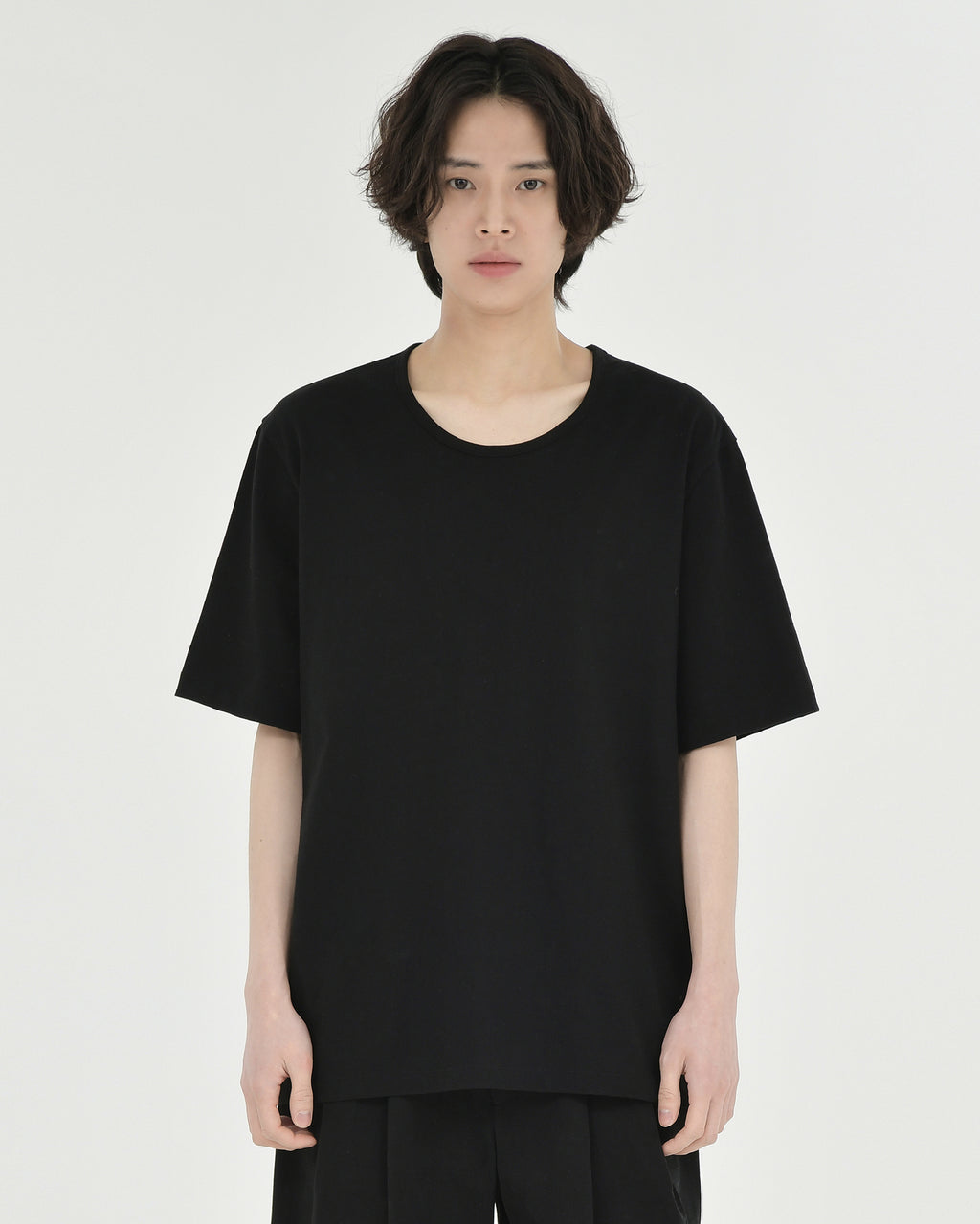Brownyard - U Neck T Shirt (Black) product image 1 | TRAB K-Fashion Australia