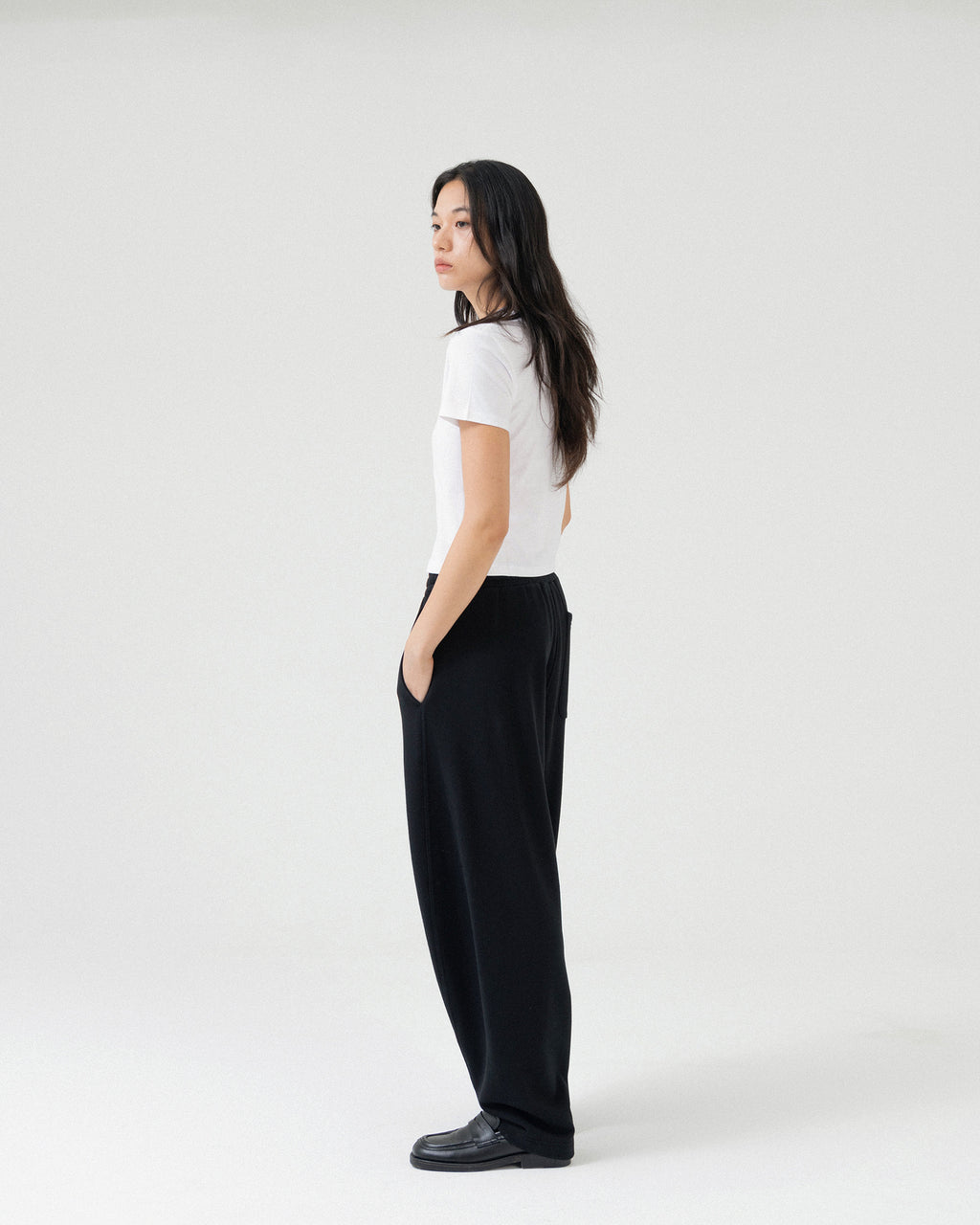 Brownyard - Baggy Sweat Pants (Black) product image 2 | TRAB K-Fashion Australia