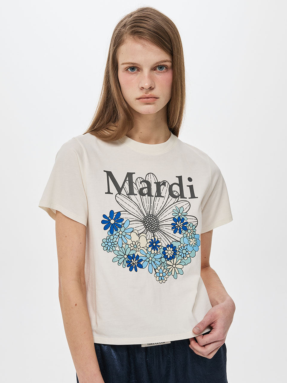 Mardi Mercredi - [Pre-Order – Ships August 14] Slim Tshirt Flowermardi Jardin Vvd (Cream Charcoal) product image 1 | TRAB K-Fashion Australia