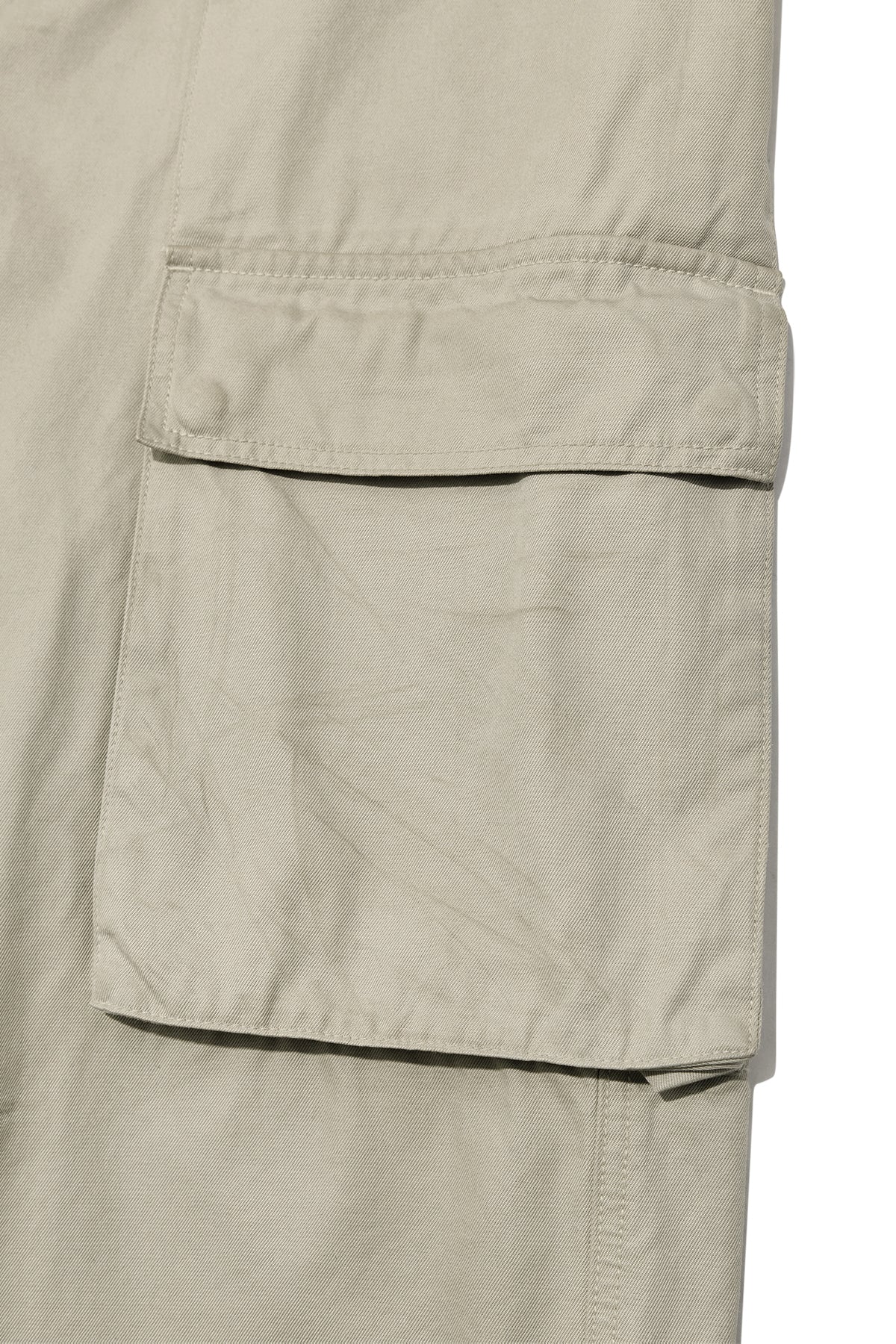 Matin Kim - Coated Cotton Bermuda Pants (Beige) product image 5 | TRAB K-Fashion Australia