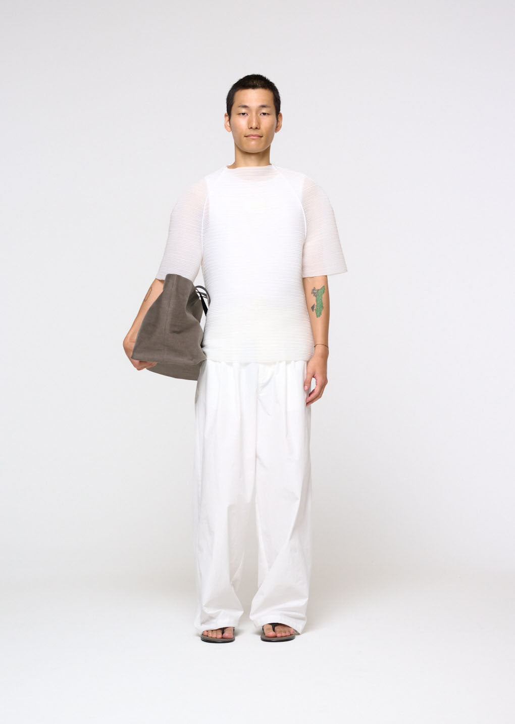 Amomento - Men's Pleats Raglan Top (White) product image 2 | TRAB K-Fashion Australia