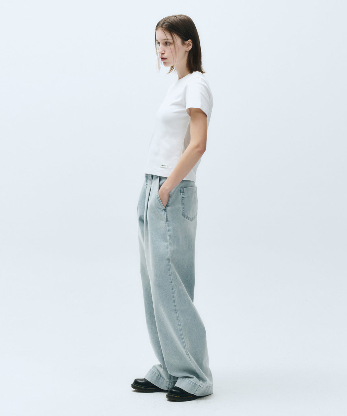 Marithe & Francois Girbaud - Low-waist Tuck Wide Denim Pants (Light Blue) product image 4 | TRAB K-Fashion Australia