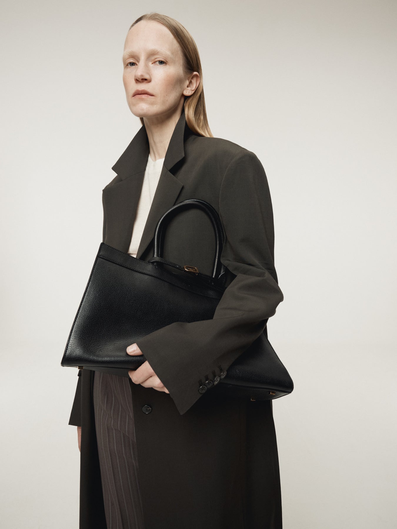 Recto - Sleeve Crease Wool Coat (Charcoal Grey) product image 10 | TRAB K-Fashion Australia