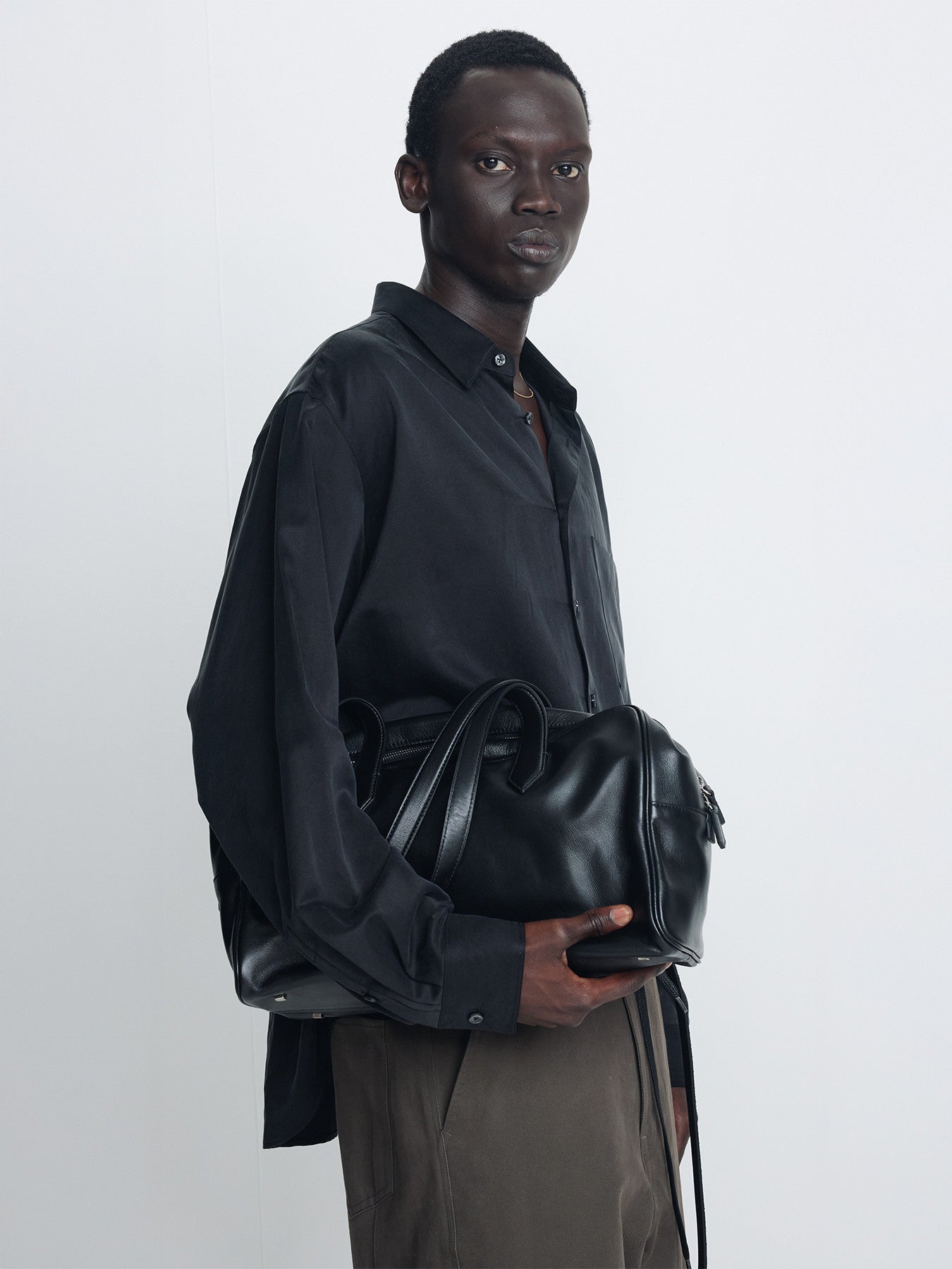 Tonywack - Silk Cotton Essential Shirt (Black) product image 7 | TRAB K-Fashion Australia