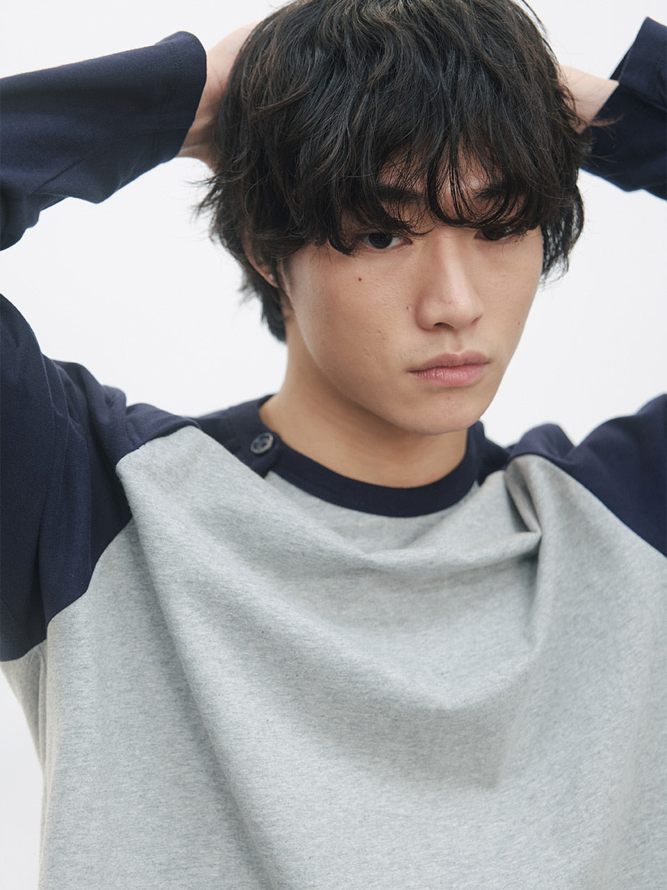 Kijun - Button Open Raglan Tee (Navy) product image 7 | TRAB K-Fashion Australia