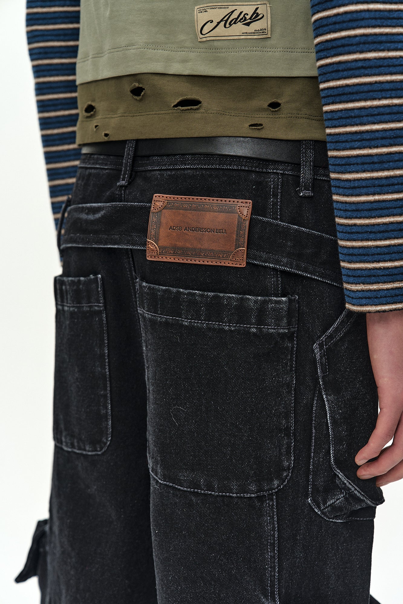 Andersson Bell - Belt Layered Cargo Wide-Leg Jeans (black) (Black) product image 9 | TRAB K-Fashion Australia