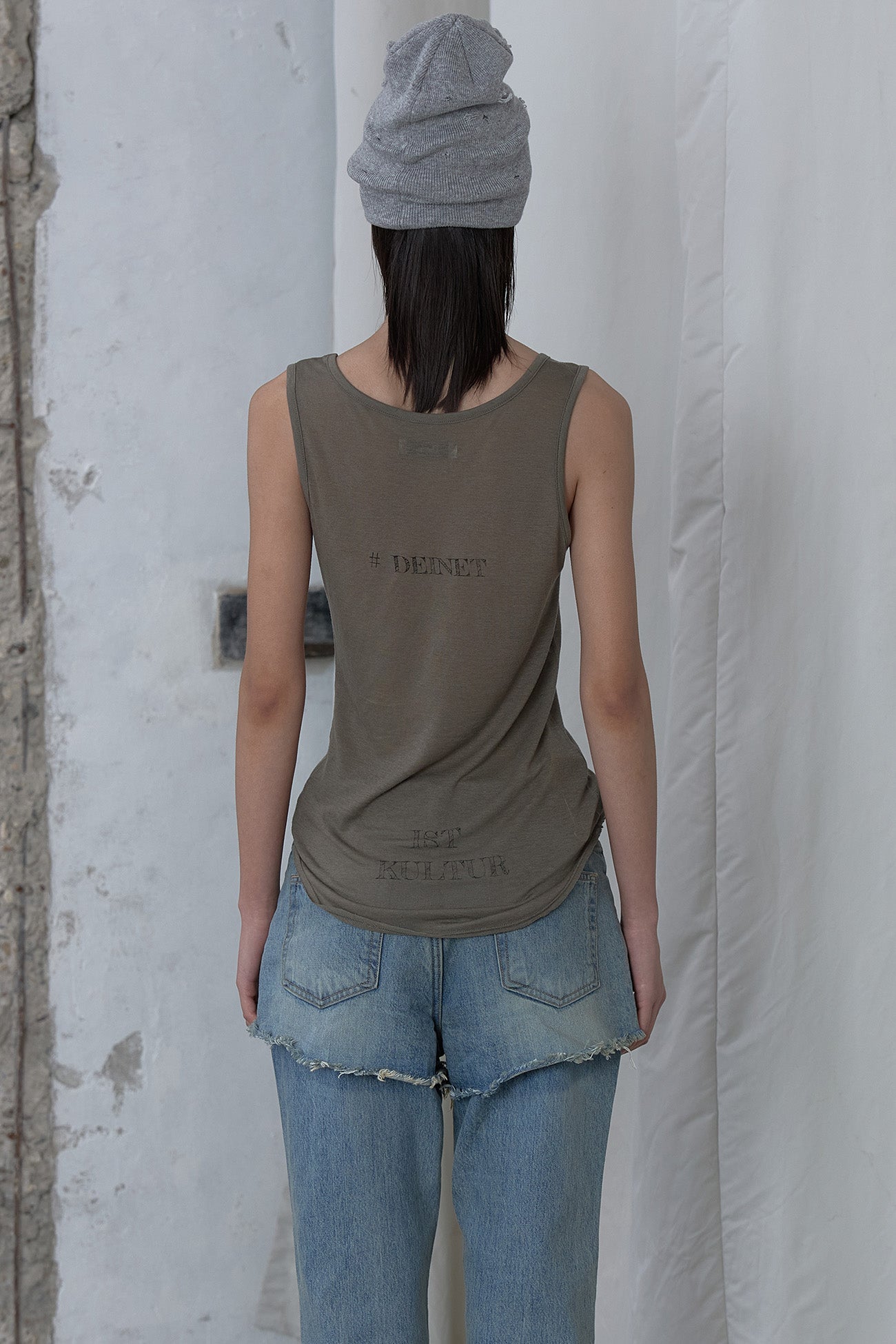 Deinet - Ist Kultur Sleeveless (Khaki) product image 6 | TRAB K-Fashion Australia