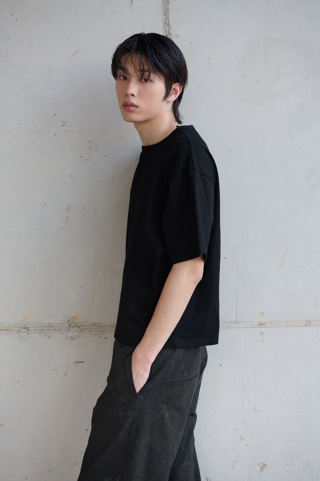STU - Overlap Crop T-shirt (Black) product image 13 | TRAB K-Fashion Australia