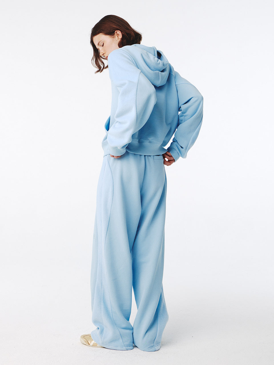 Kijun - Flow Sweatpants (Sky Blue) product image 3 | TRAB K-Fashion Australia