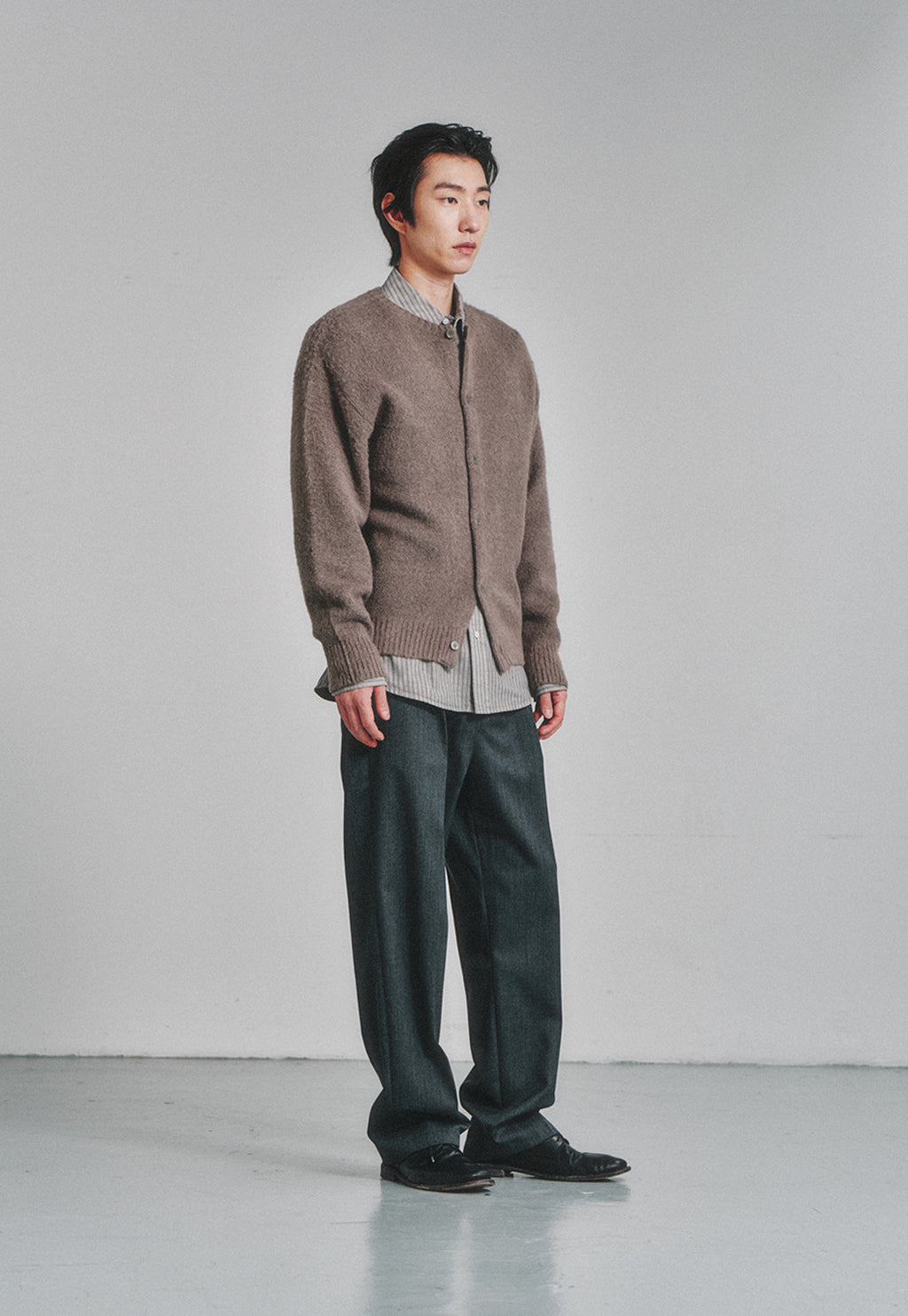 Art if acts - Alpaca Round Neck Cardigan (Light Grey) product image 2 | TRAB K-Fashion Australia