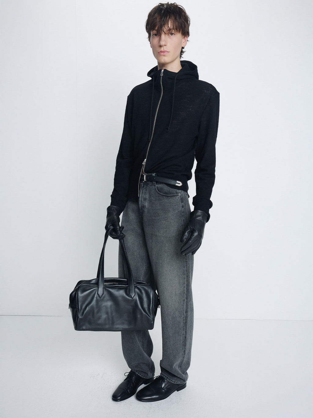 Tonywack - Loose Tapered Denim Jeans (Vintage Faded Black) product image 4 | TRAB K-Fashion Australia
