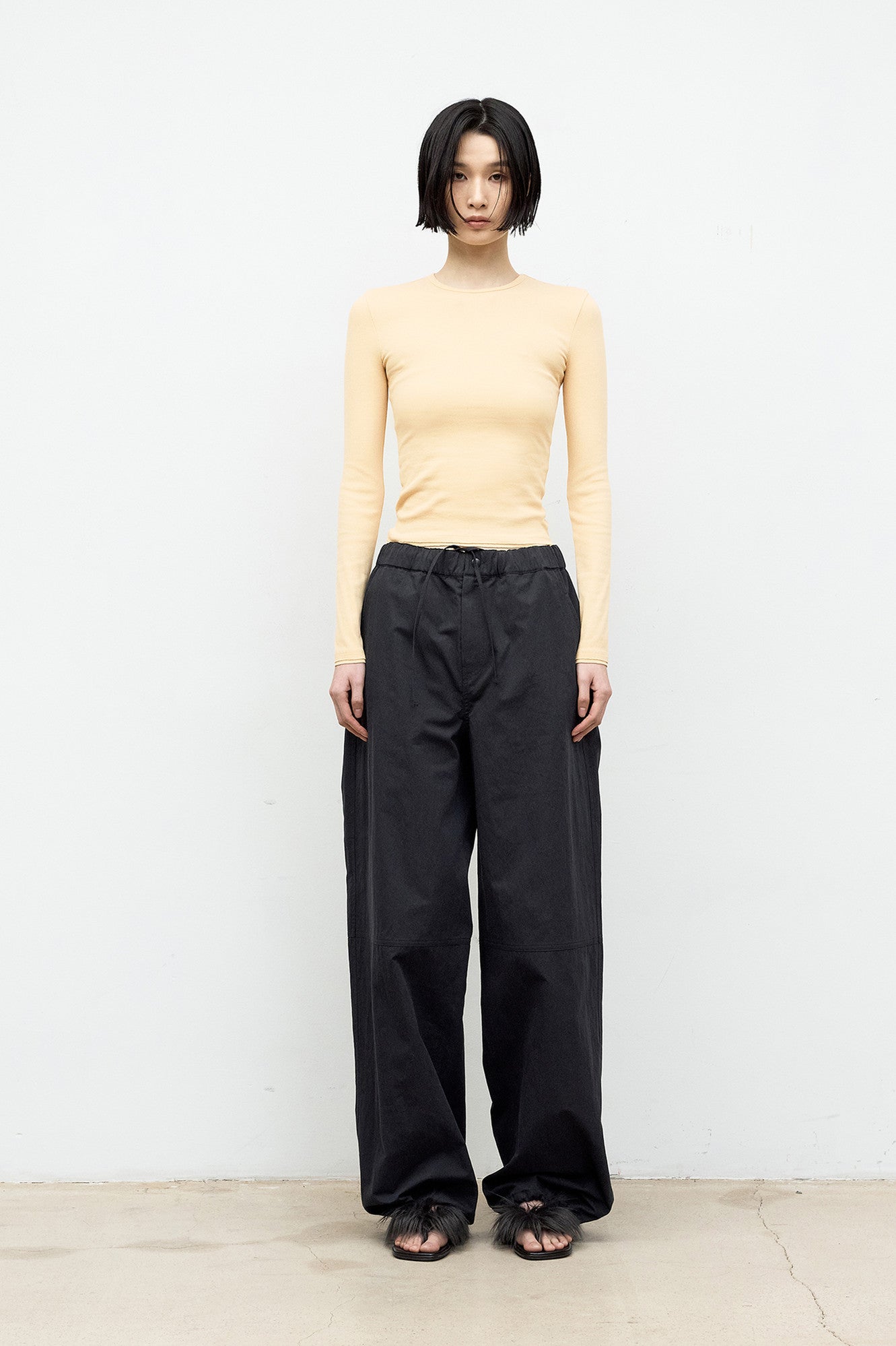Coor - Drawstring Easy Pants (Black) product image 2 | TRAB K-Fashion Australia