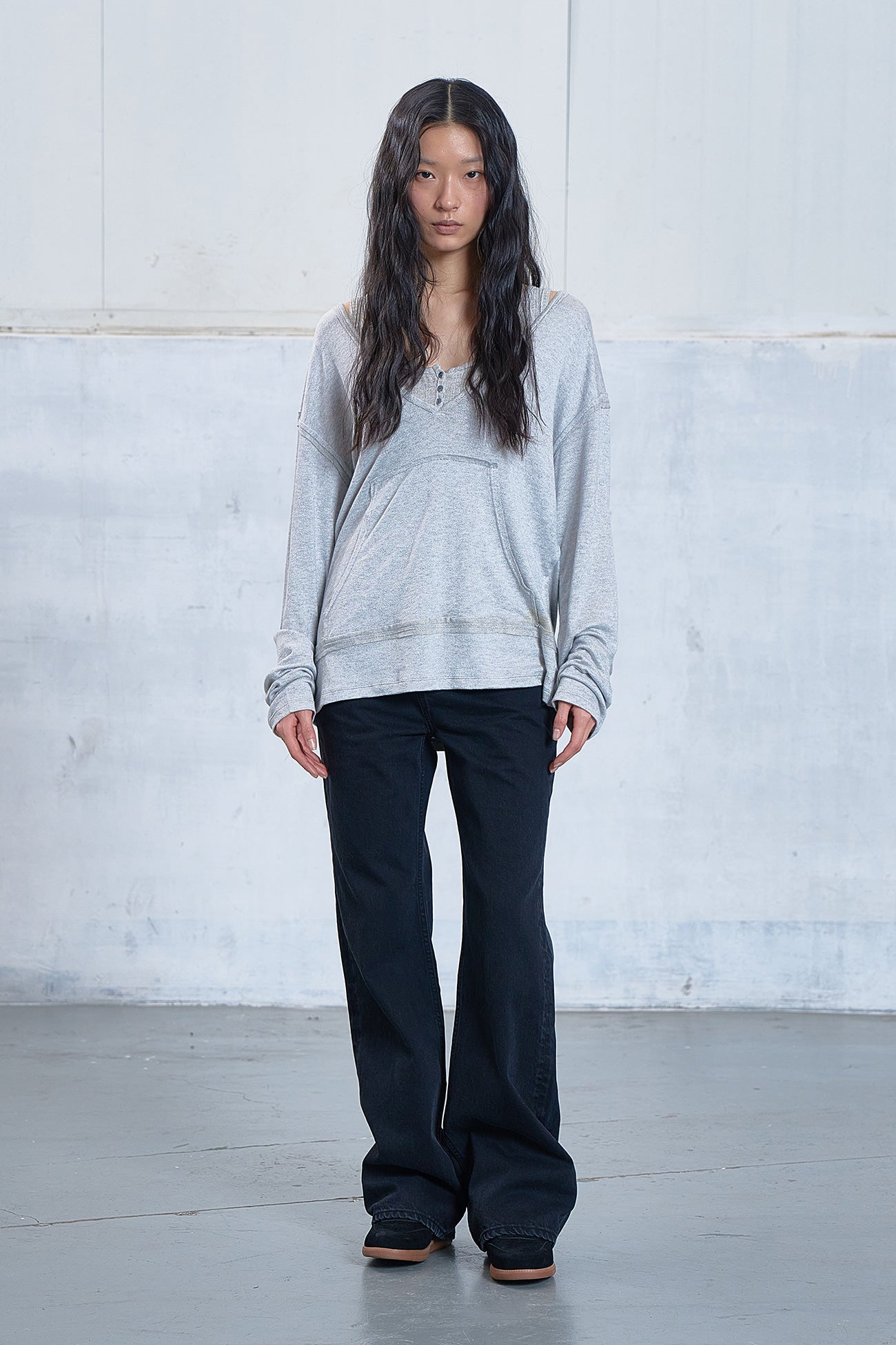 Deinet - Raw V Long Sleeve (Melange Grey) product image 1 | TRAB K-Fashion Australia