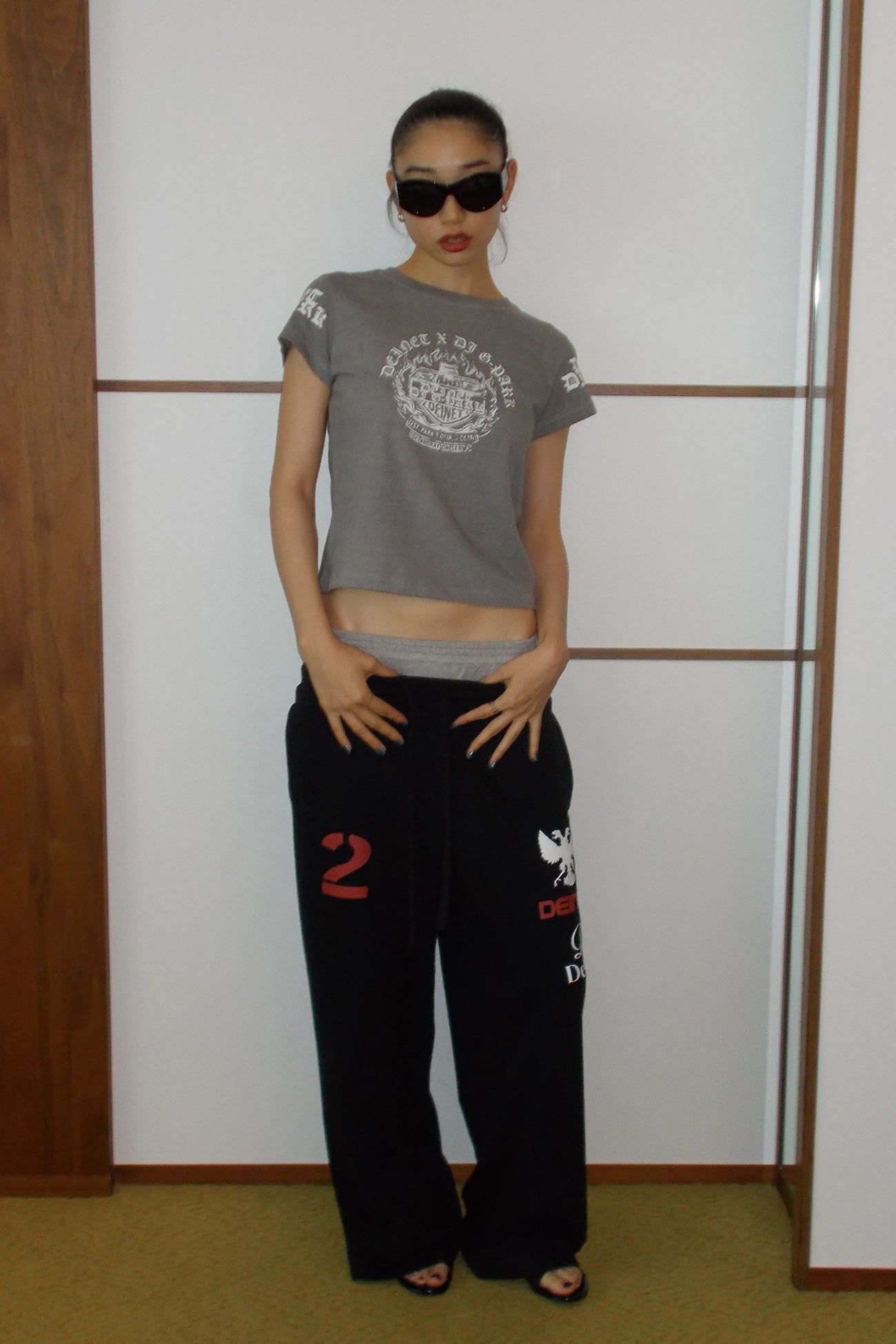 Deinet - Layered 2 Graphic Sweatpants (Black) product image 7 | TRAB K-Fashion Australia