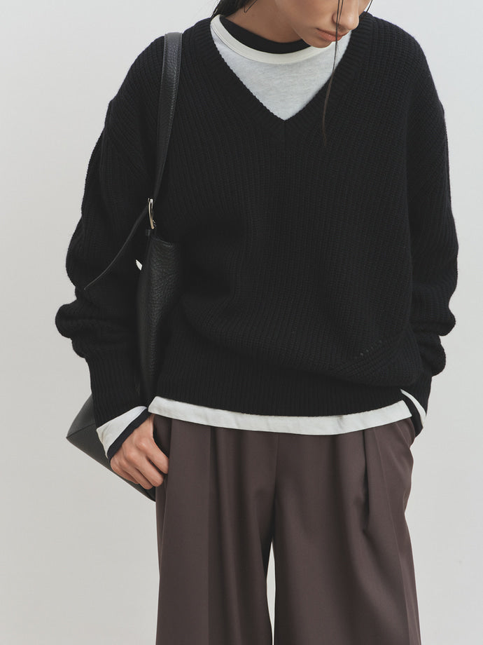 Tonywack - Merino Wool V-Neck Oversized Sweater (Black) product image 3 | TRAB K-Fashion Australia