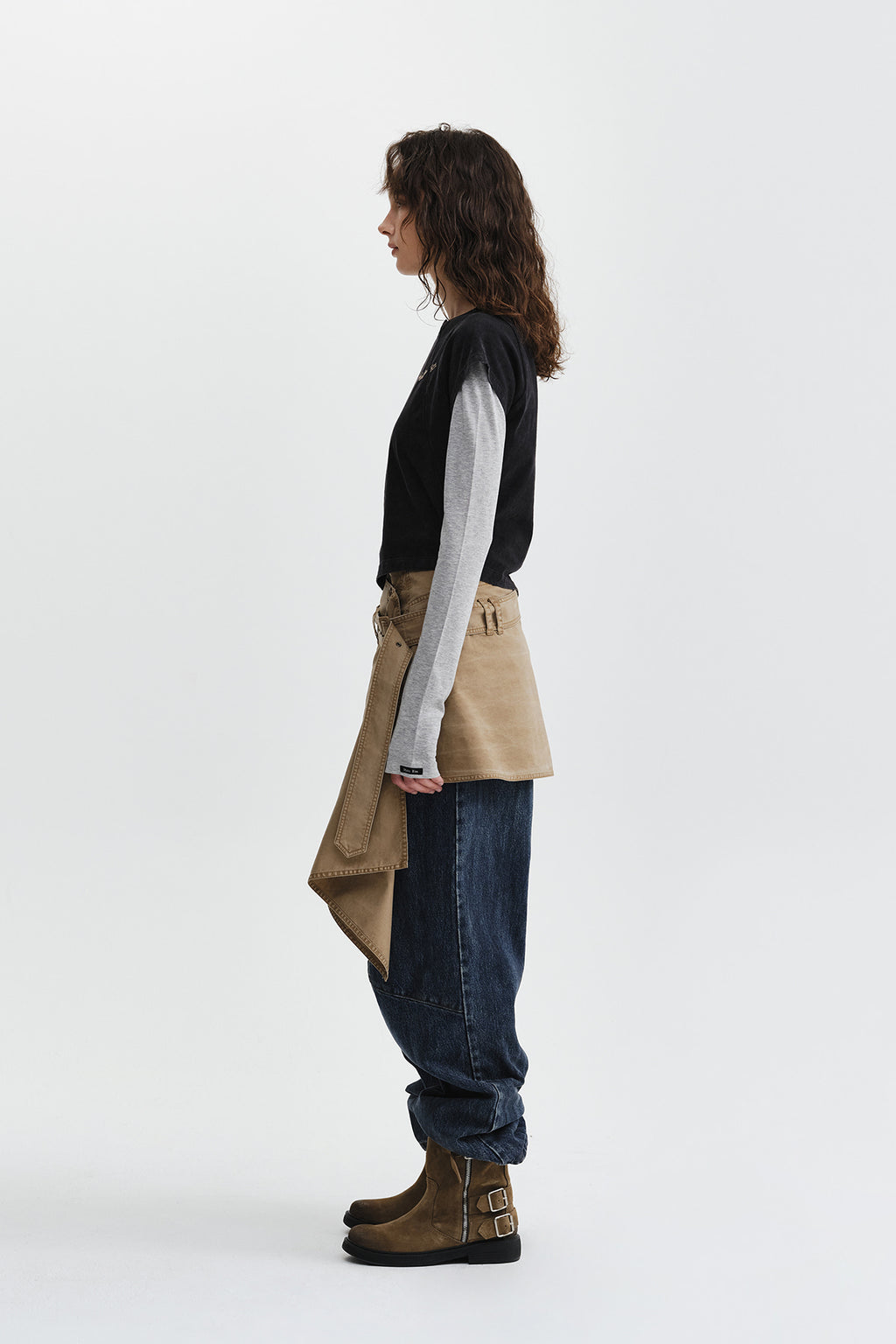 Matin Kim - Curved Cut Slim Top (Black) product image 8 | TRAB K-Fashion Australia