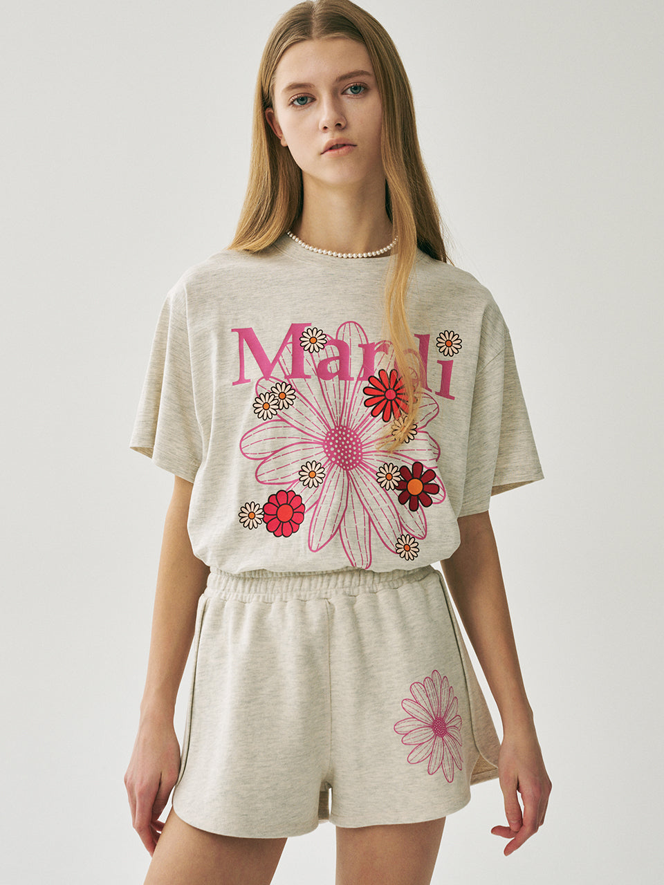 Mardi Mercredi - Tshirt Flowermardi Blossom (Oatmeal Pink) product image 1 | TRAB K-Fashion Australia