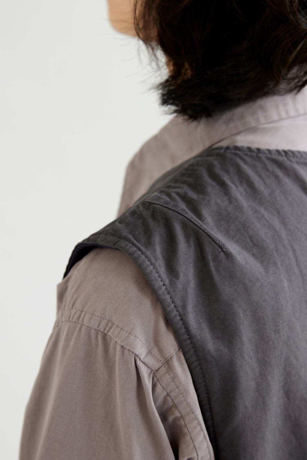 Hatchingroom - Layering Vest (Charcoal) product image 12 | TRAB K-Fashion Australia