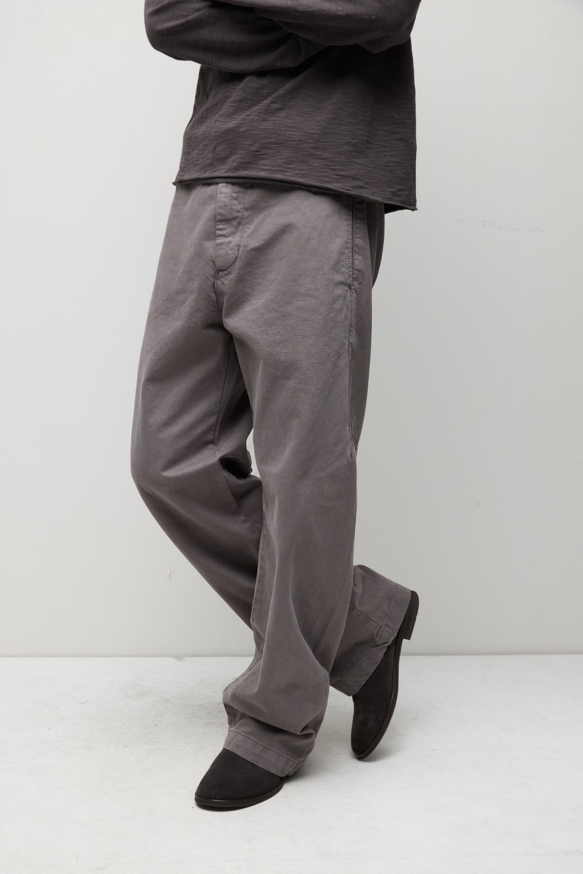 Hatchingroom - Shaped Trousers (Dyed Dusty Grey) product image 16 | TRAB K-Fashion Australia