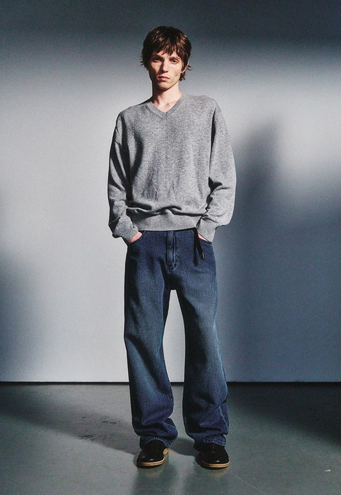 Art if acts - Cashmere V-Neck Knit (Light Grey) product image 1 | TRAB K-Fashion Australia