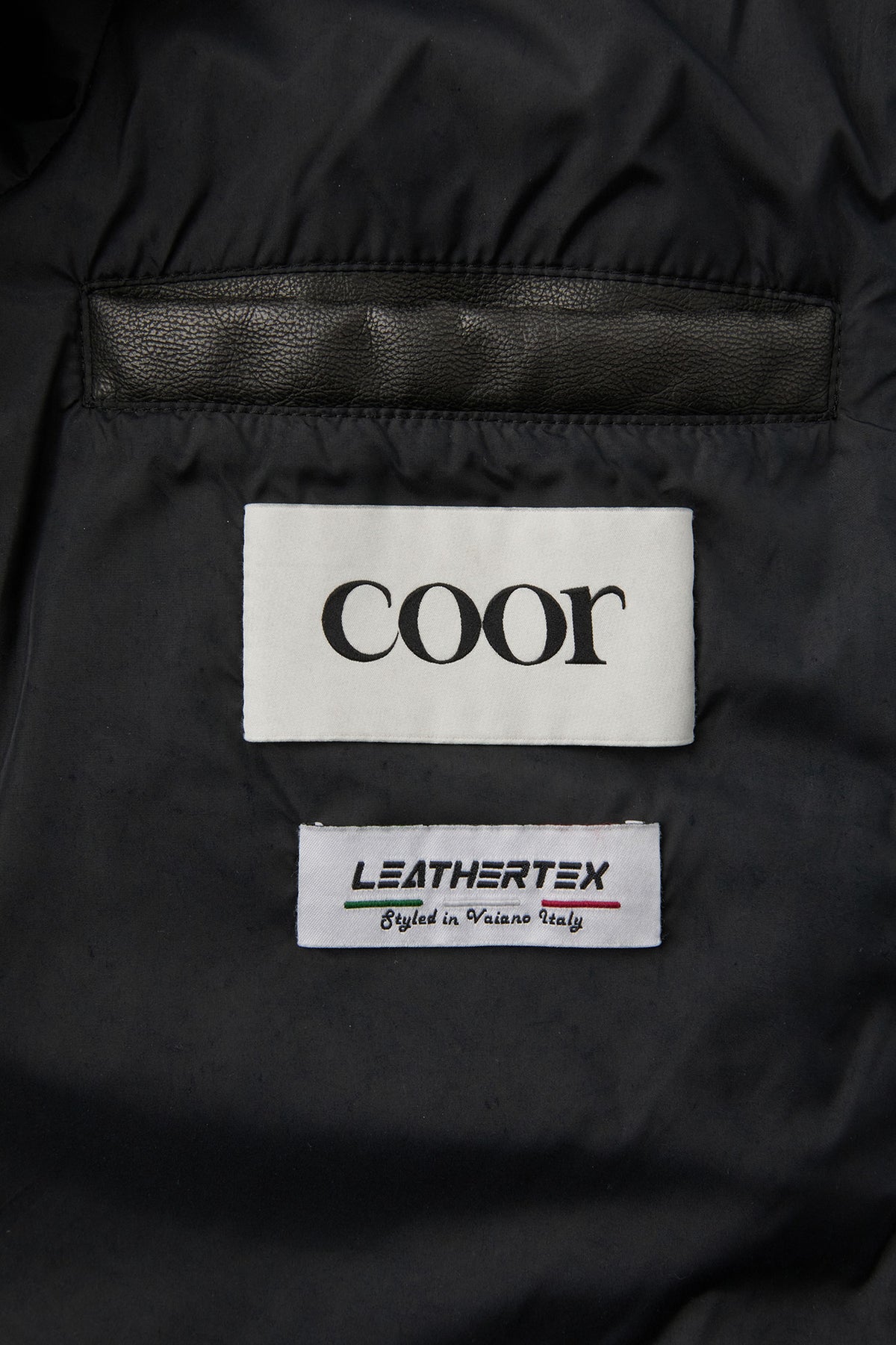 Coor - Fake Leather Wash Crop Down Puffer (Black) product image 9 | TRAB K-Fashion Australia