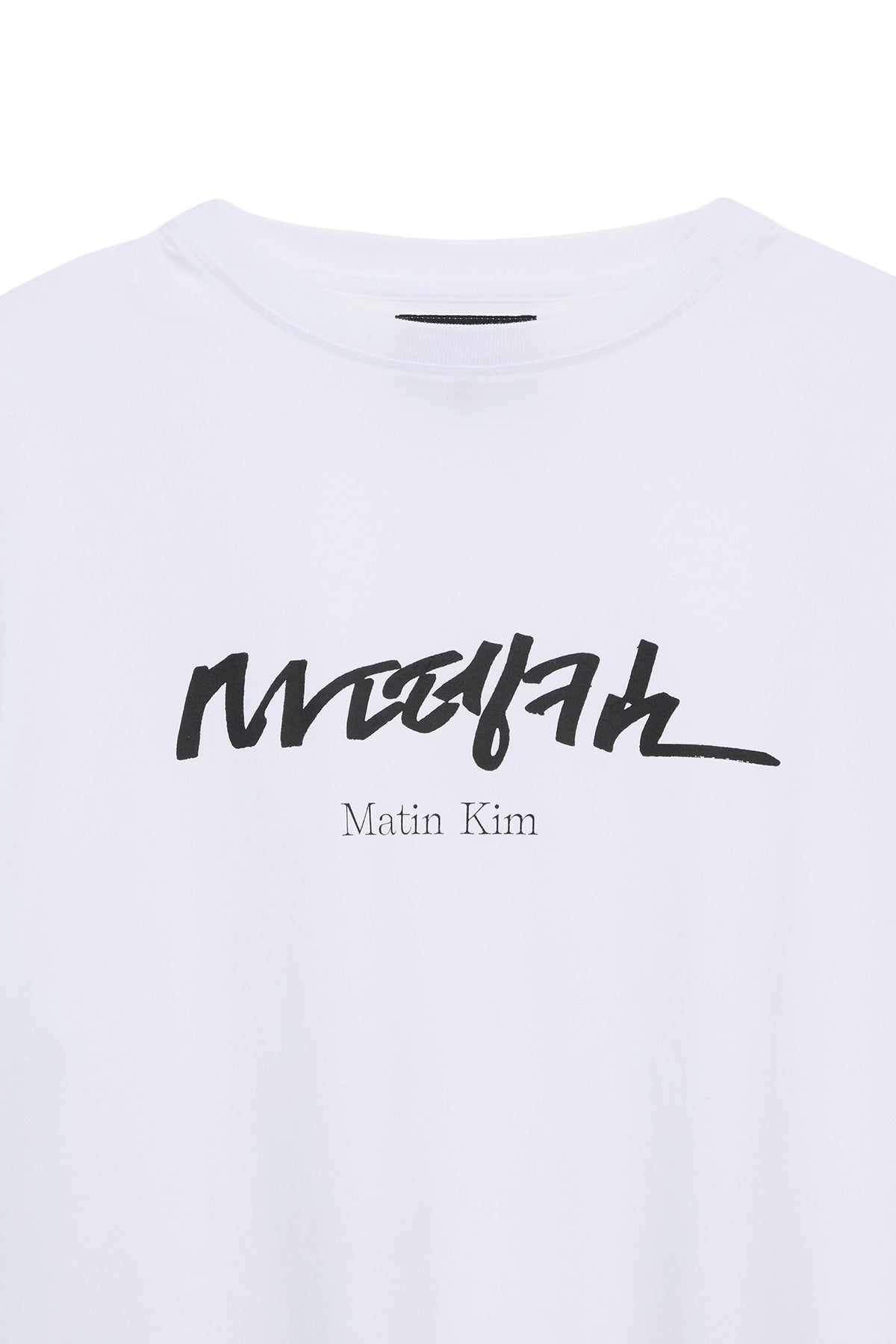 Matin Kim - Hangeul Big Logo Point Top (White) product image 3 | TRAB K-Fashion Australia