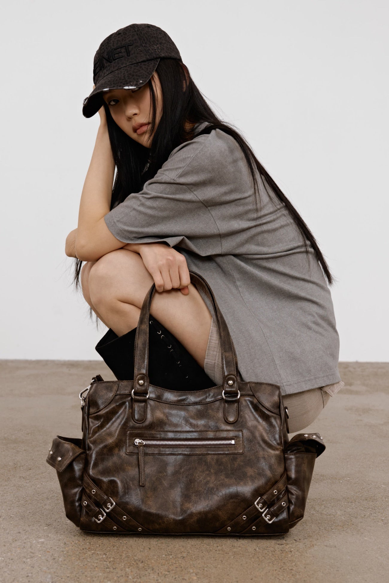 Deinet - Stud Pocket Big Bag (Burgundy) product image 1 | TRAB K-Fashion Australia