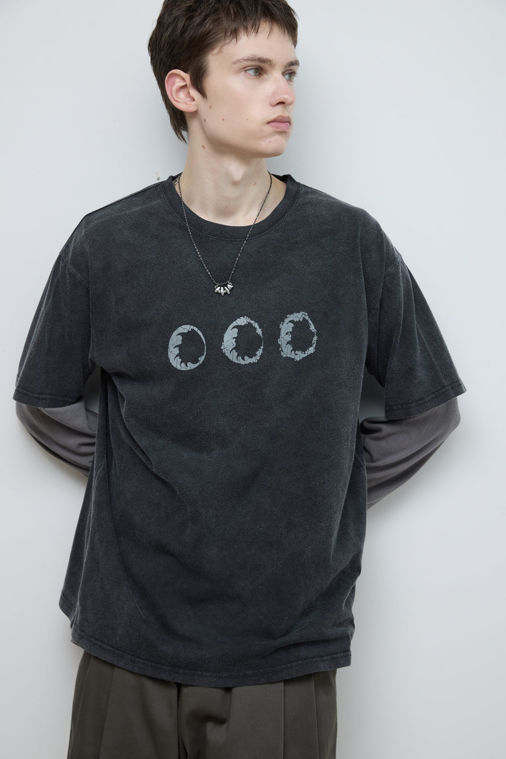 Hatchingroom - Floral Egg Tee (1/2 Black) product image 10 | TRAB K-Fashion Australia